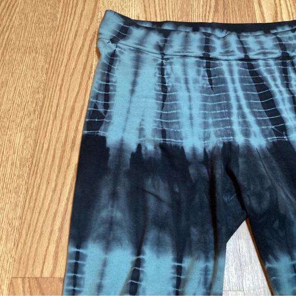 EARTHBOUND tie dye leggings size M - Picture 3 of 4